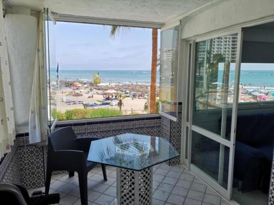 Lejlighed Benalmarina 105 Beachfront Your Ideal Place By The Marina